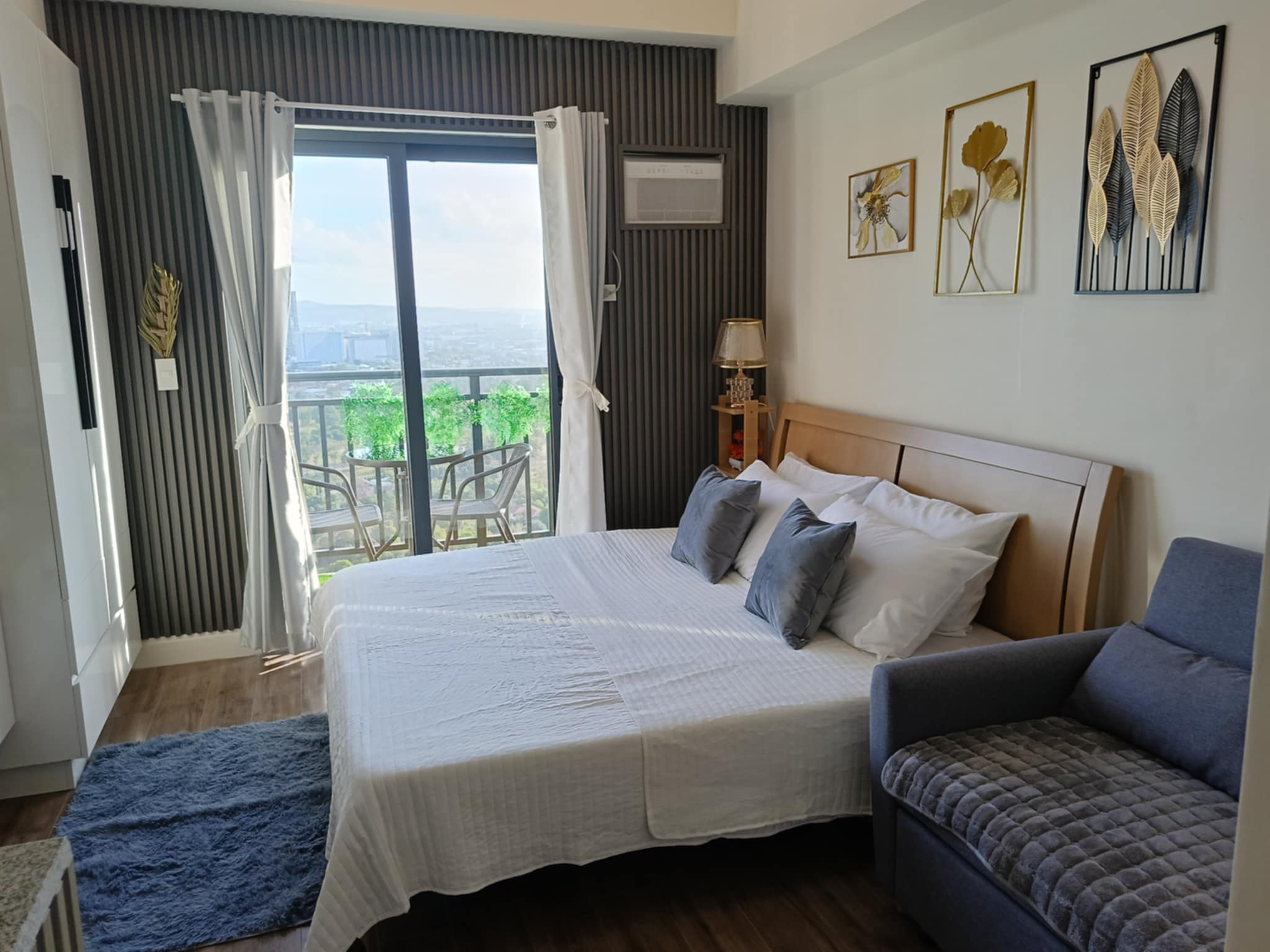 Beautiful Studio unit For Rent in Grand Residences