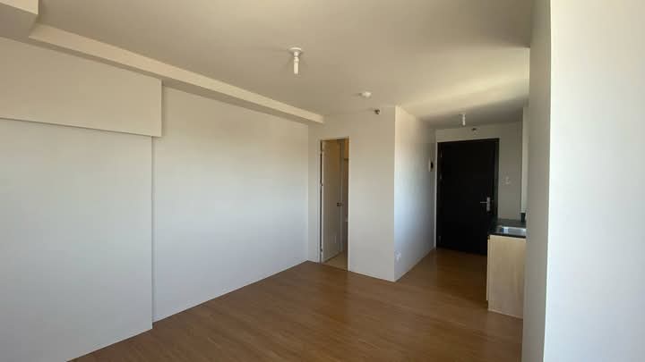 Rush Sale! Symfoni Studio unit