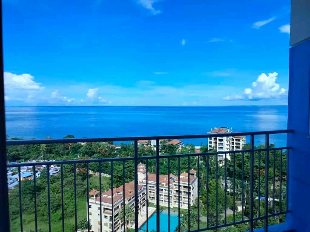 Luxury Penthouse for Sale / Rent in Mactan – Stunning 360° Ocean View!