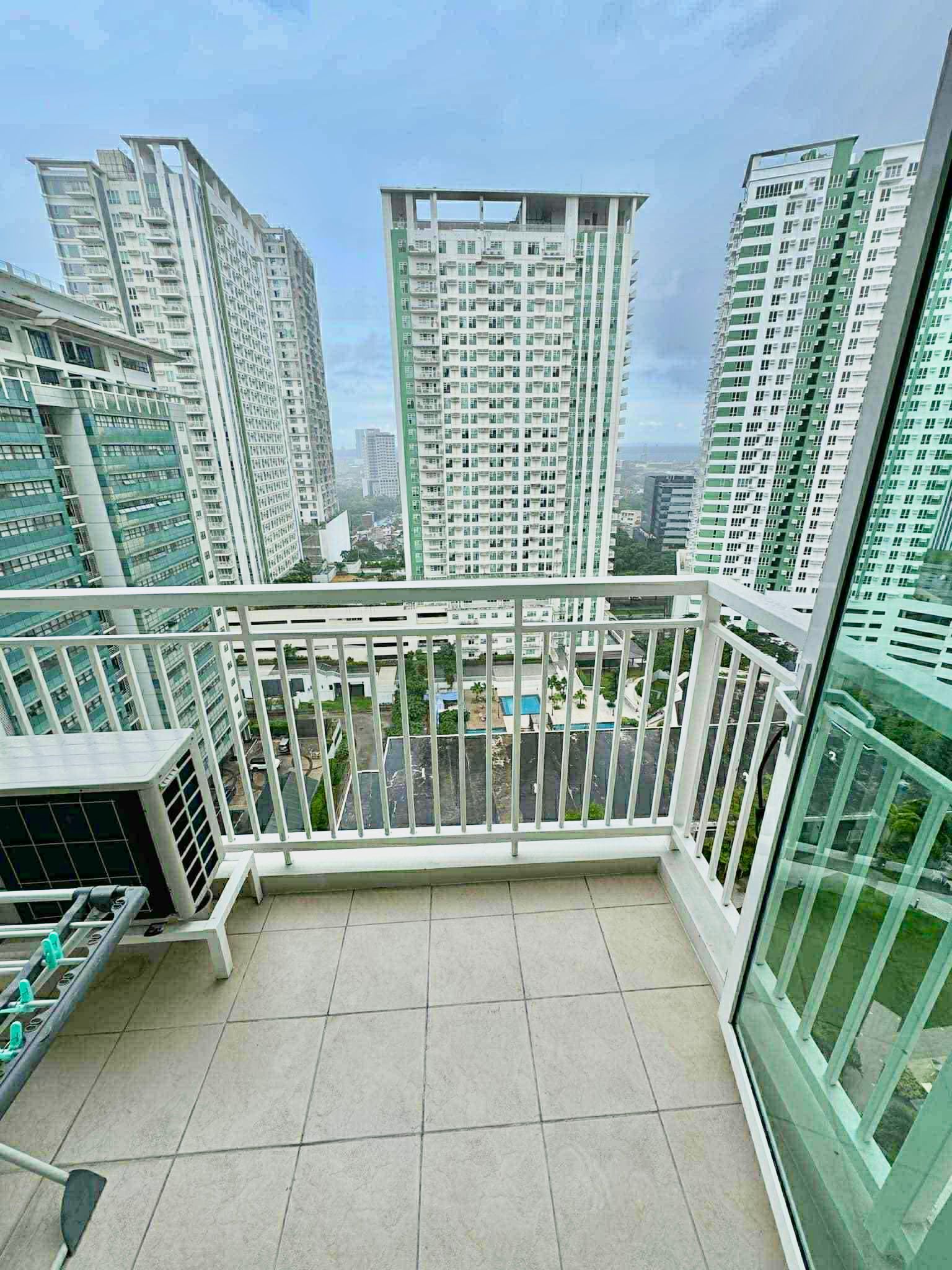 2-Bedroom Condo for Sale in Solinea